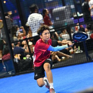 Hiu Laam Chan padel coach