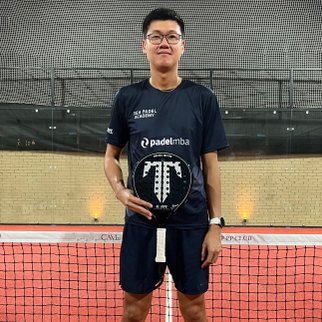 Tan Ee Zhou padel coach
