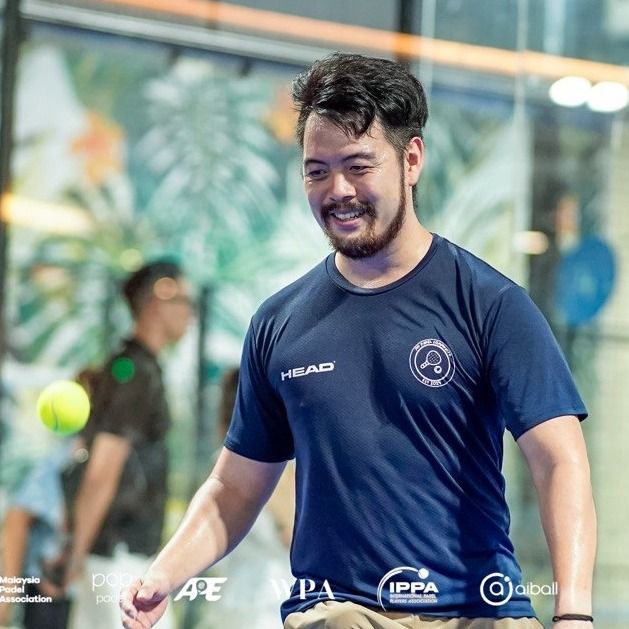 Jay Chai padel coach