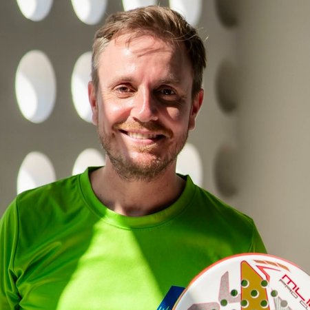 Ignacio Launa padel coach