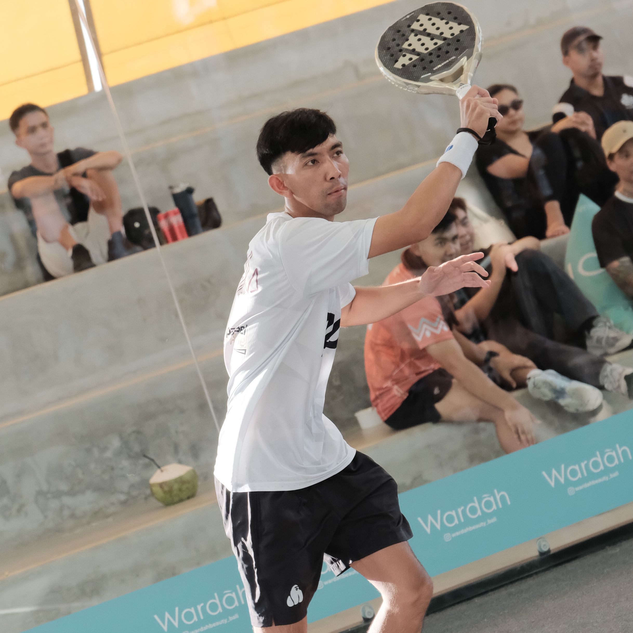 Okta Sudiatmika padel coach